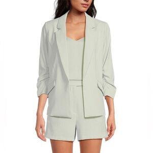 NWT NINE WEST TROUSER SHORTS